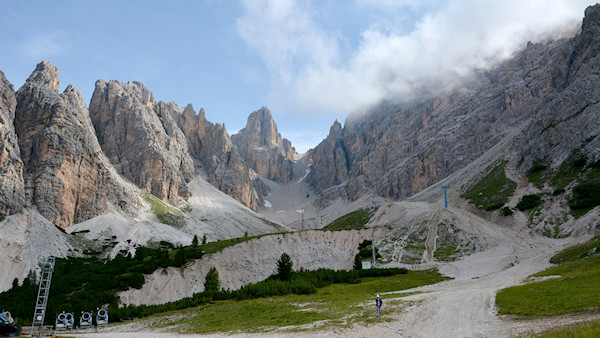 Dolomity